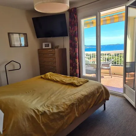 Apartamento T2 Vue Mer, Plein Sud Situee Au Dernier Etage Avec Place De Parking